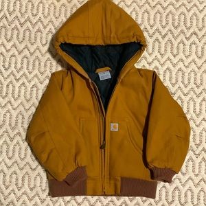 Brand NEW without tags (NWOT)-2T Durable winter coat for playing in the snow ❄️